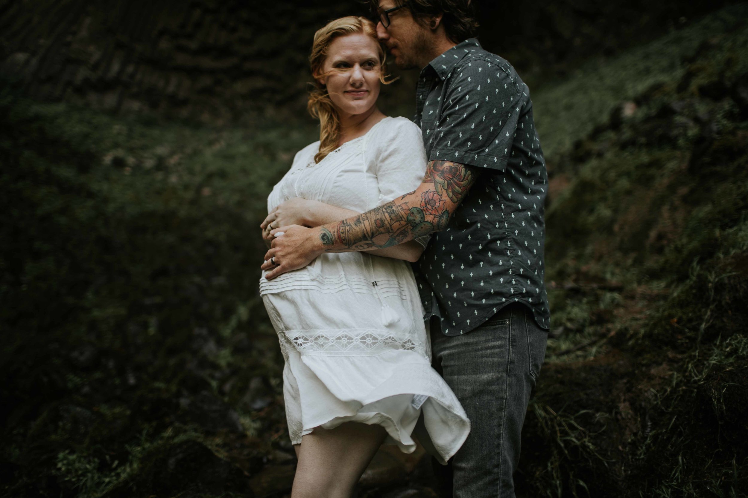 kate-joe-latourell-falls-columbia-river-gorge-maternity-ilumina-photography-8080.jpg