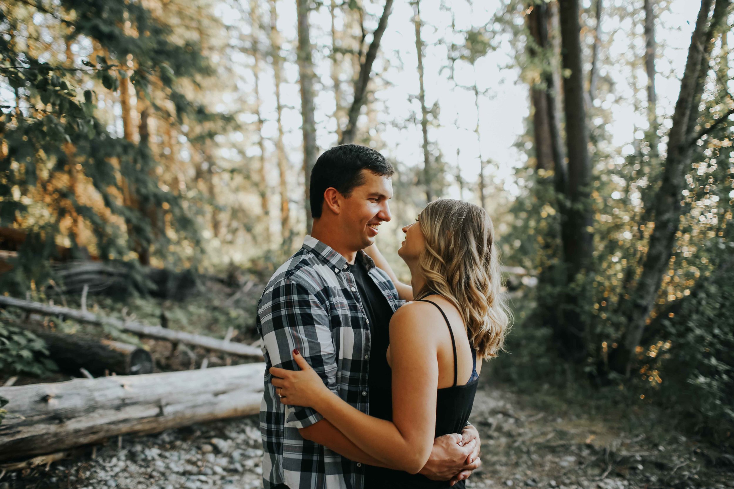 rebeccah-lucas-leavenworth-washington-engagement-ilumina-photography-0705.jpg