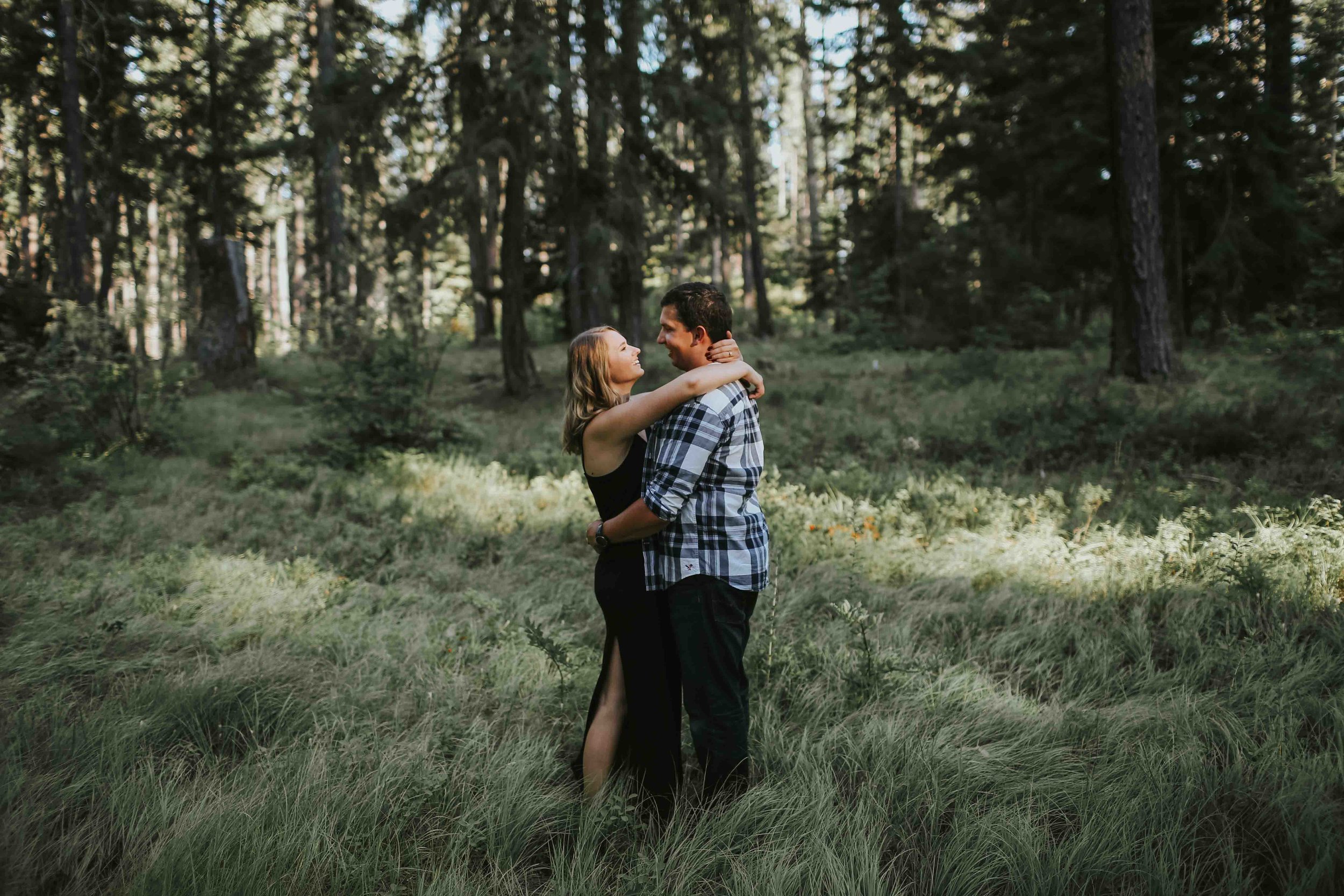 rebeccah-lucas-leavenworth-washington-engagement-ilumina-photography-9991.jpg