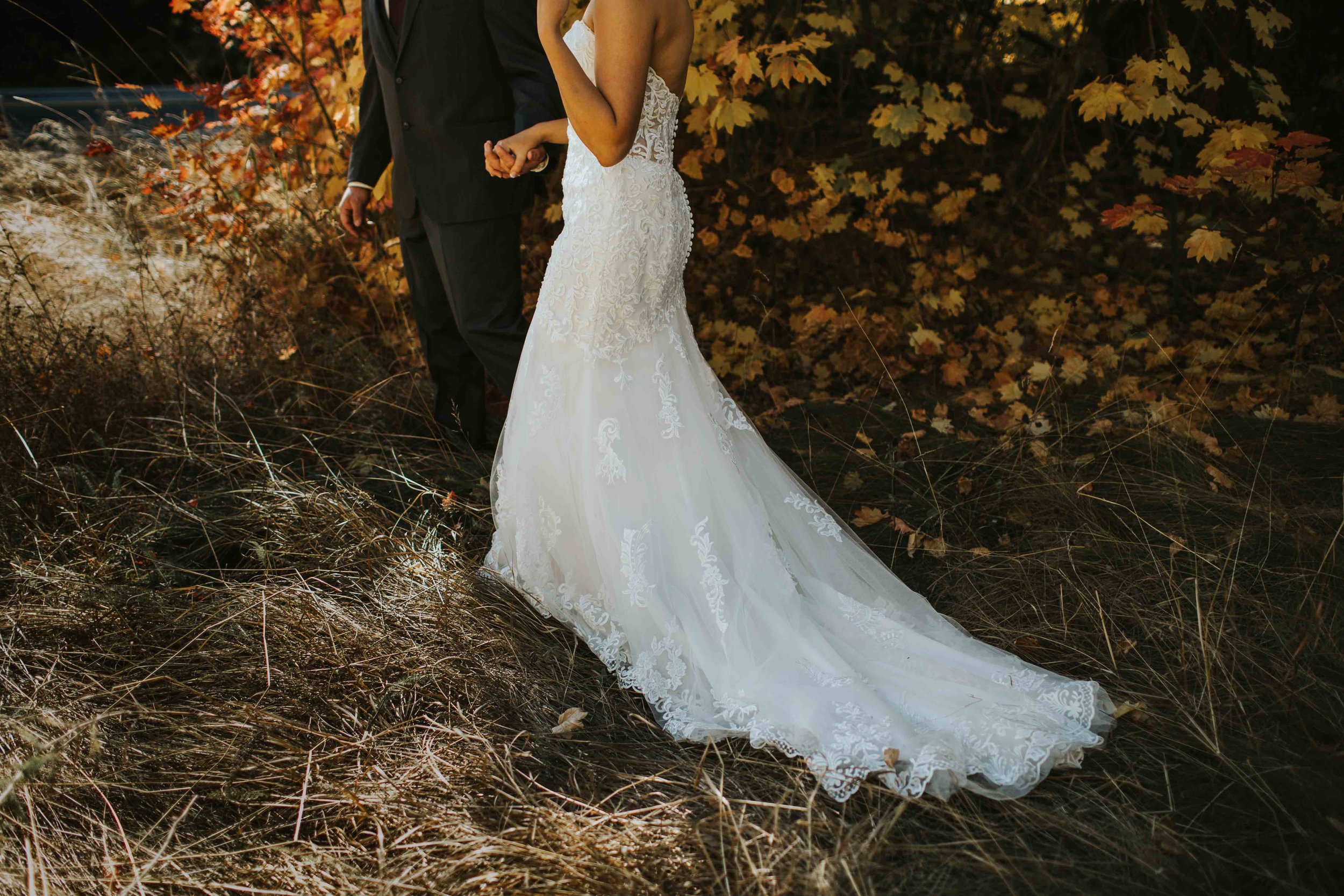 lake-wenatchee-leavenworth-washington-wedding-rebeccah-lucas-destination-photographer-ilumina-photography-13.jpg