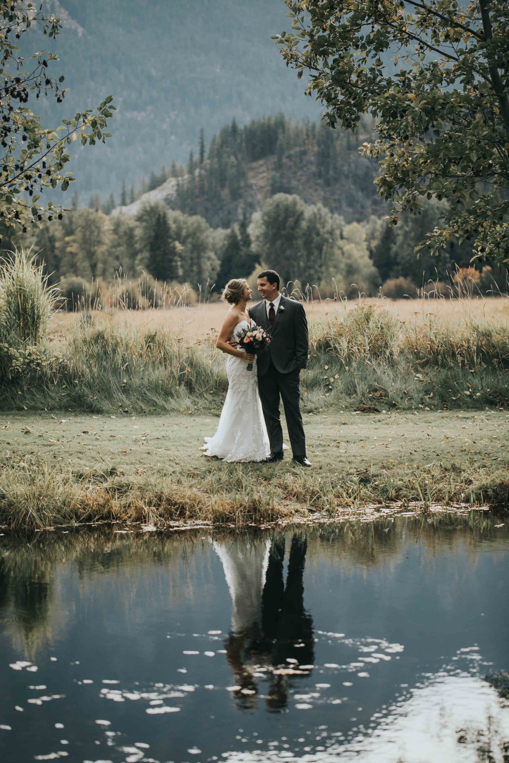 lake-wenatchee-leavenworth-washington-wedding-rebeccah-lucas-destination-photographer-ilumina-photography-67.jpg