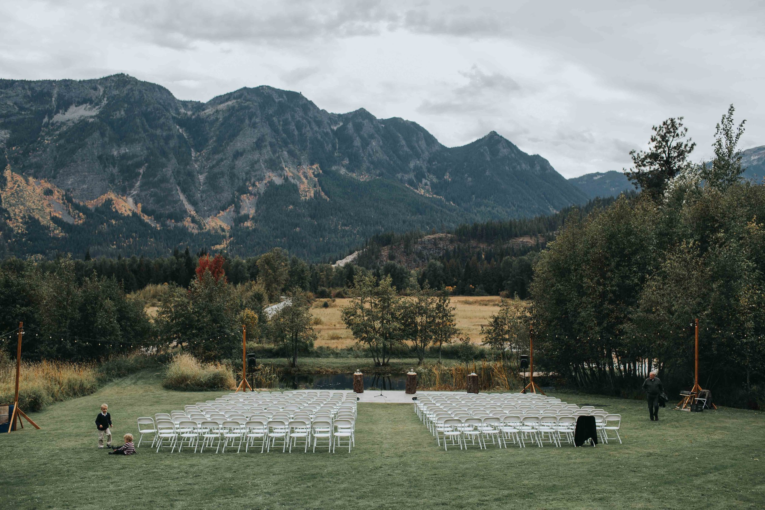 lake-wenatchee-leavenworth-washington-wedding-rebeccah-lucas-destination-photographer-ilumina-photography-80.jpg