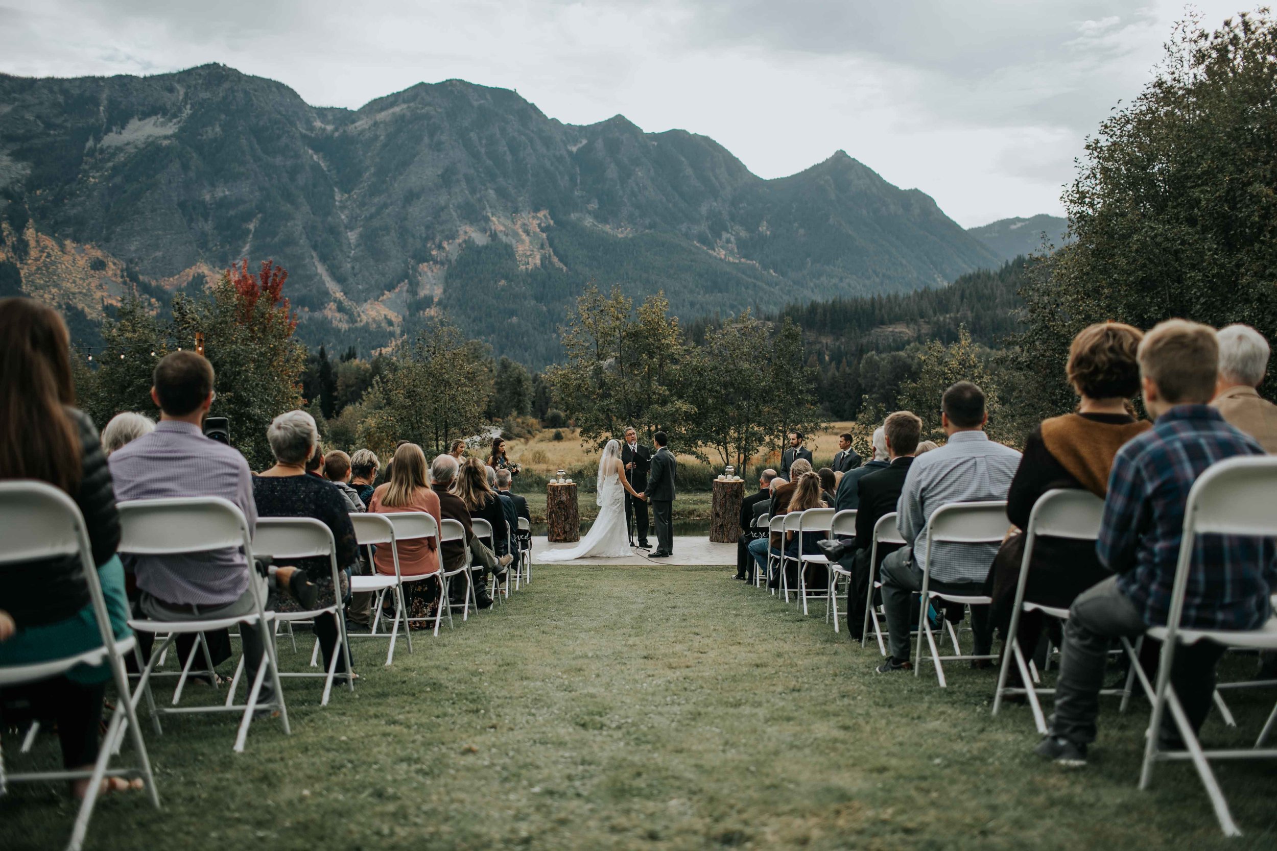 lake-wenatchee-leavenworth-washington-wedding-rebeccah-lucas-destination-photographer-ilumina-photography-97.jpg