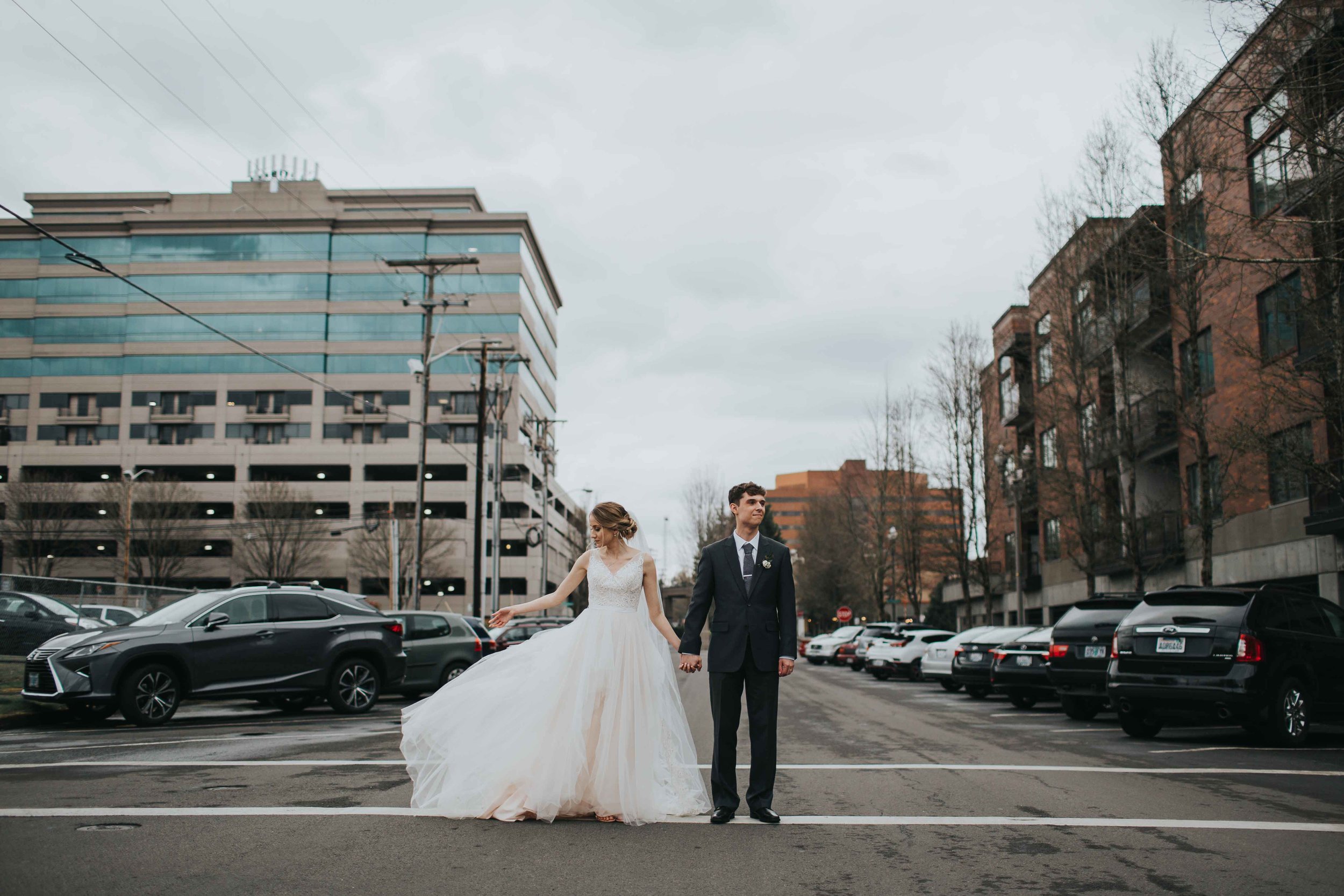 downtown-vancouver-washington-wedding-photographer-haley-sam-vintage-wedding-ilumina-photography-126.jpg