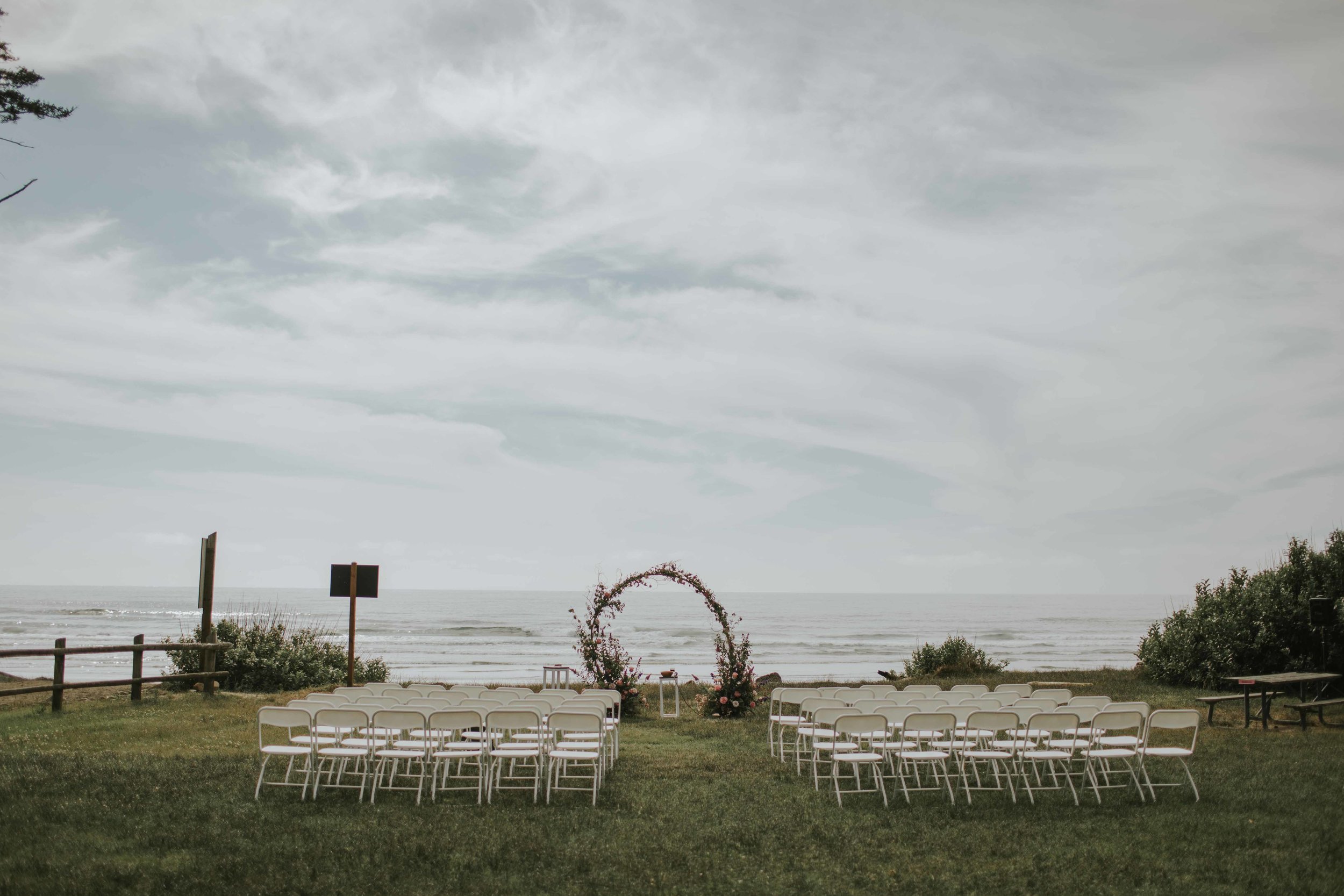 cape-lookout-intimate-wedding-sarah-kai-pnw-destionation-wedding-ilumina-photography-1918.jpg